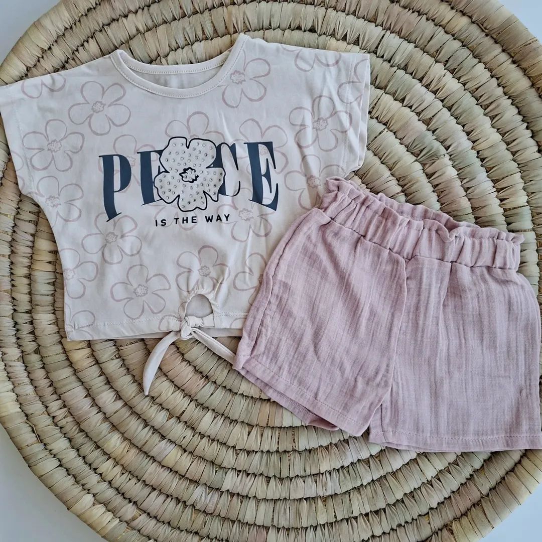 Sunny Days Outfit
